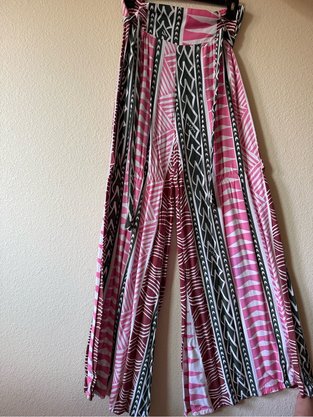 MISSING POLYNESIA PANTS